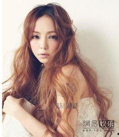 安室奈美惠的资料,日本流行乐坛的传奇女王